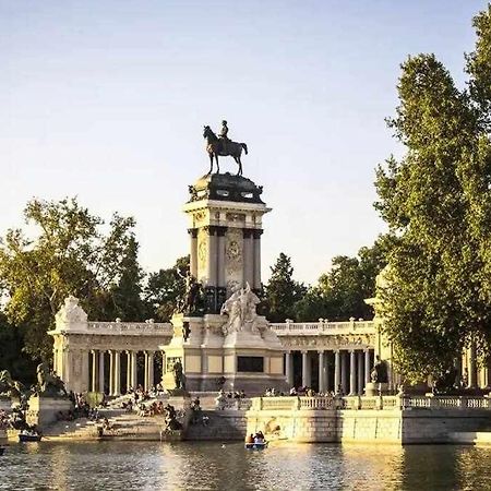 Apartamento IV Alcalaretiro Ideal Parejas Madrid Dış mekan fotoğraf