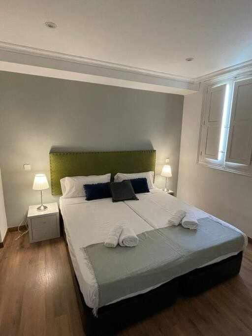 Apartamento IV Alcalaretiro Ideal Parejas Madrid Dış mekan fotoğraf