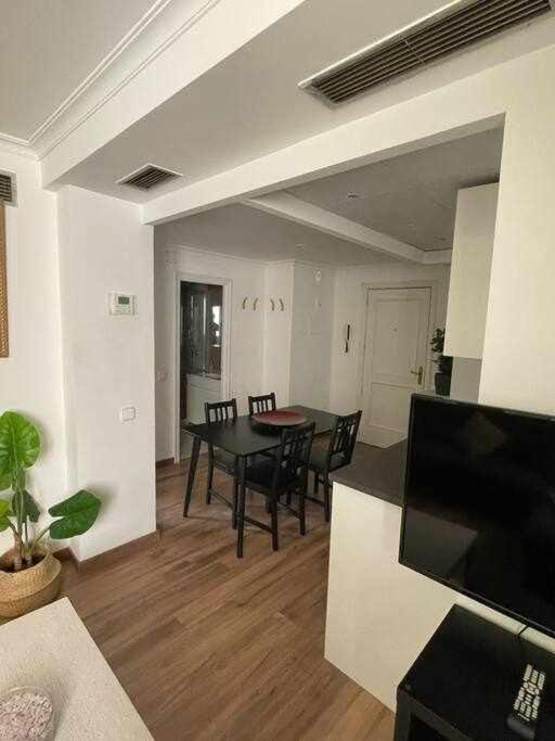 Apartamento IV Alcalaretiro Ideal Parejas Madrid Dış mekan fotoğraf