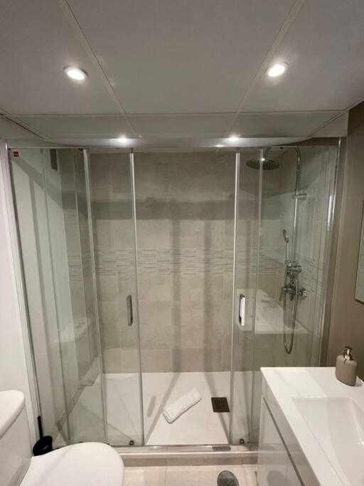 Apartamento IV Alcalaretiro Ideal Parejas Madrid Dış mekan fotoğraf