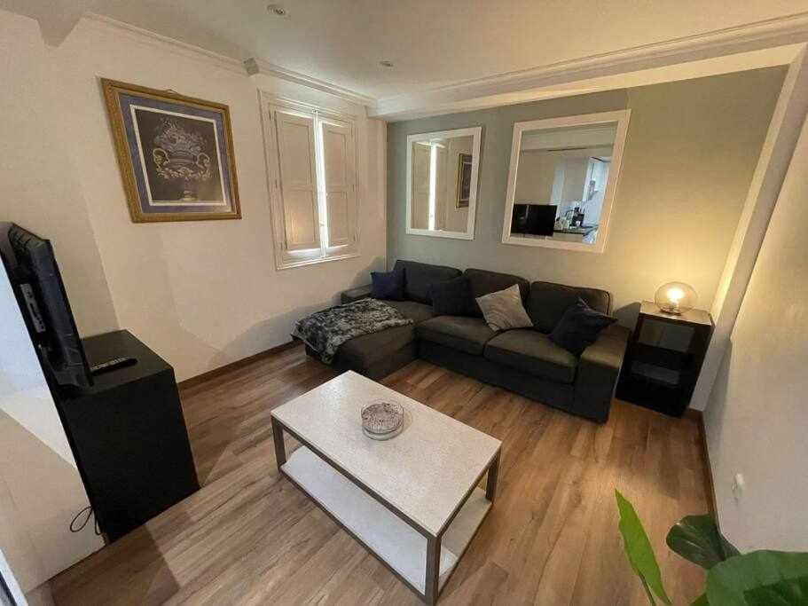 Apartamento IV Alcalaretiro Ideal Parejas Madrid Dış mekan fotoğraf